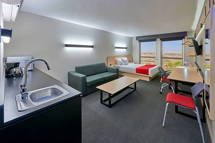 1 Bedroom Double Suite
