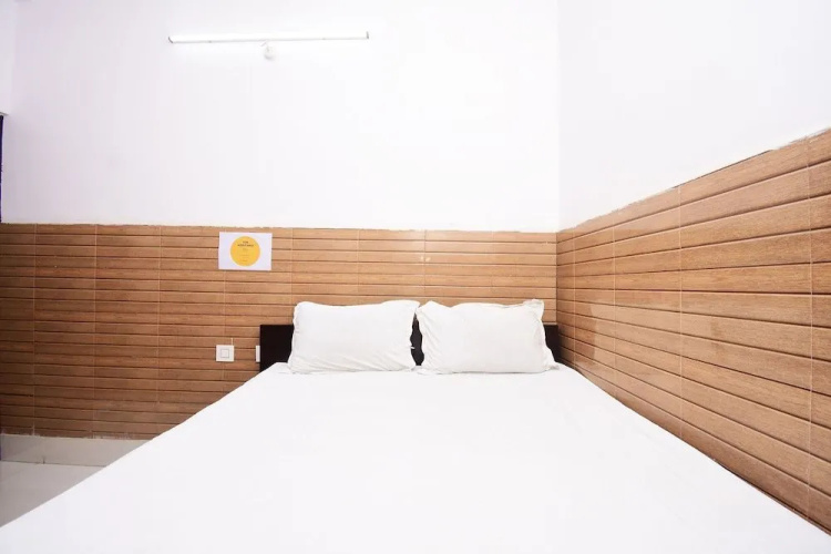 SPOT ON 44384 Hotel Amit