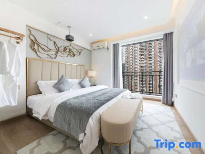 2 Bedrooms Family Suite with river view