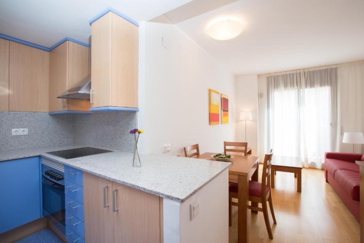 1 Bedroom Apartment with view