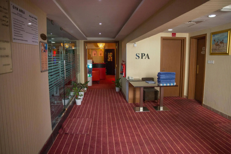 Saffron Boutique Hotel photo 12