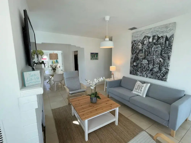 Cozy and super location 2 BR