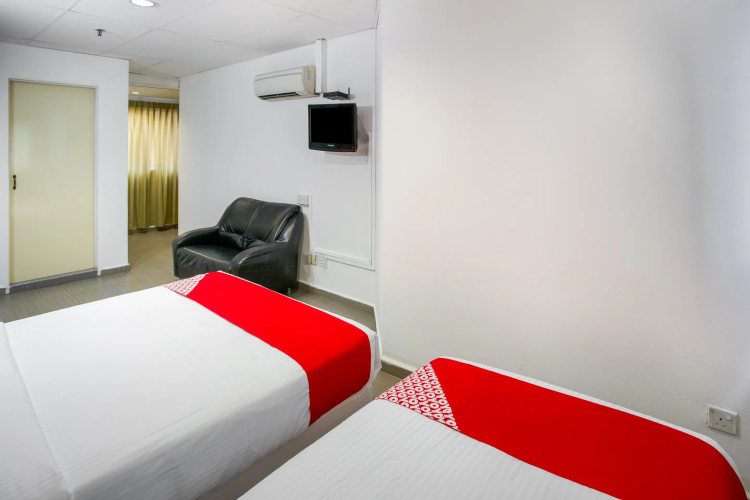 Hotel Calmo Bugis