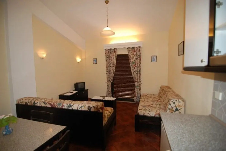 Penelope Apartments