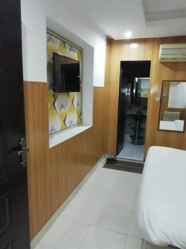 Helen Suites Hotel