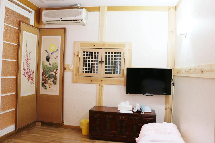 Mizo Hotel