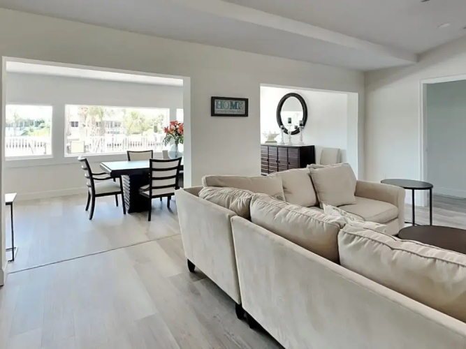 Dolphin View Oasis by Distinctive Beach Rentals