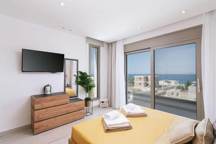 3 Muses Luxury Villas