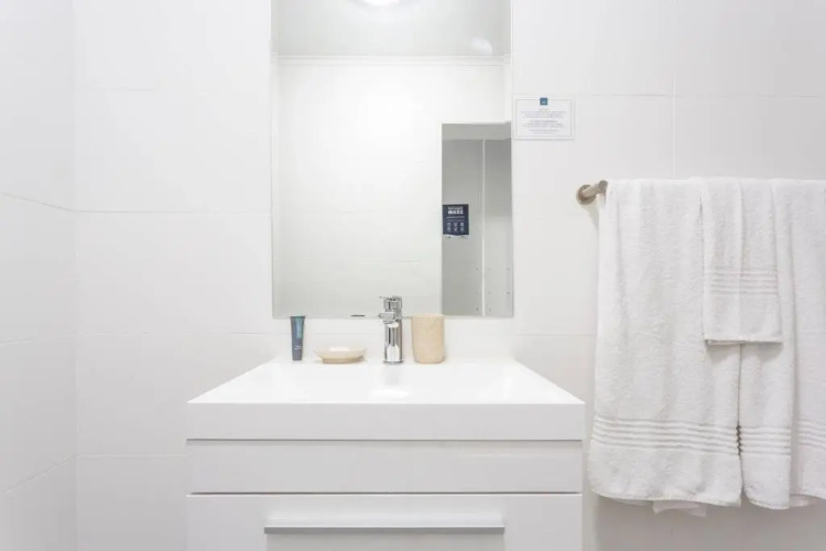 The Paragon KAHLÚA Modern Open Plan Centrally Located