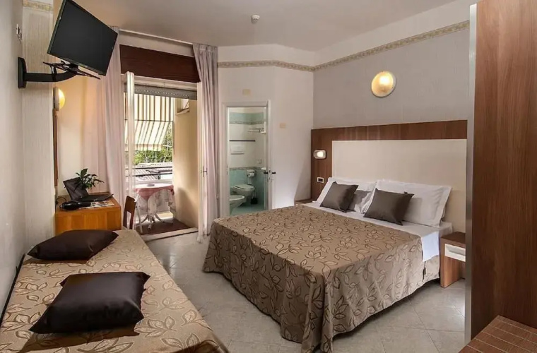 Hotel Lina