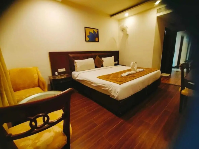 Hotel Kian by JMD Group