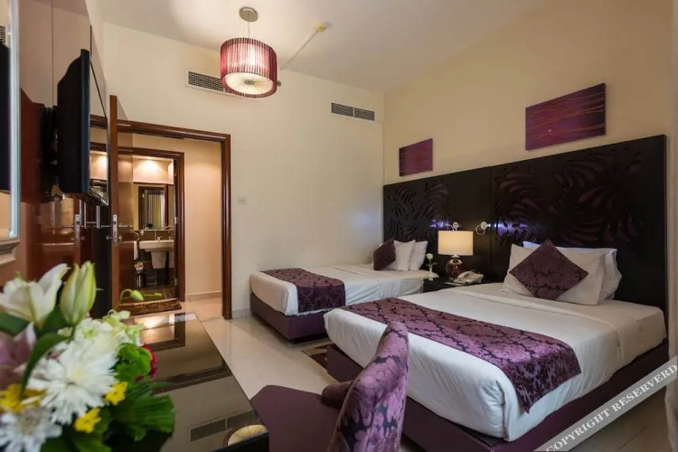 Auris Lodge