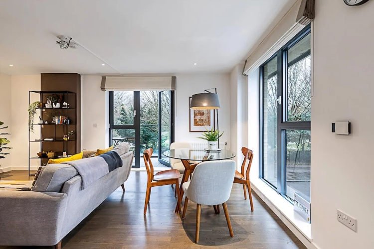 Spacious and Trendy Shoreditch Flat