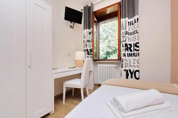 Standard Double room with view