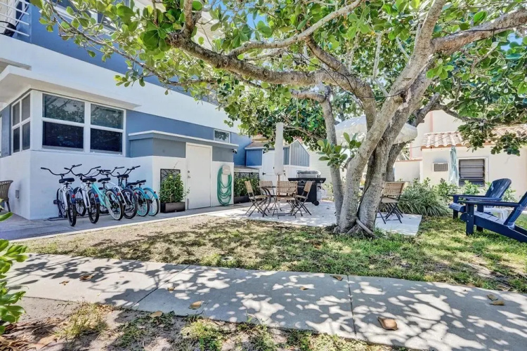 Marine Villas 7 in Hollywood