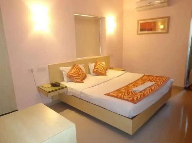 Halcyon Suites