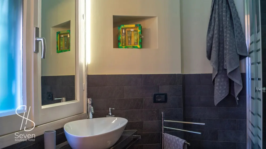 Seven Boutique Hotel