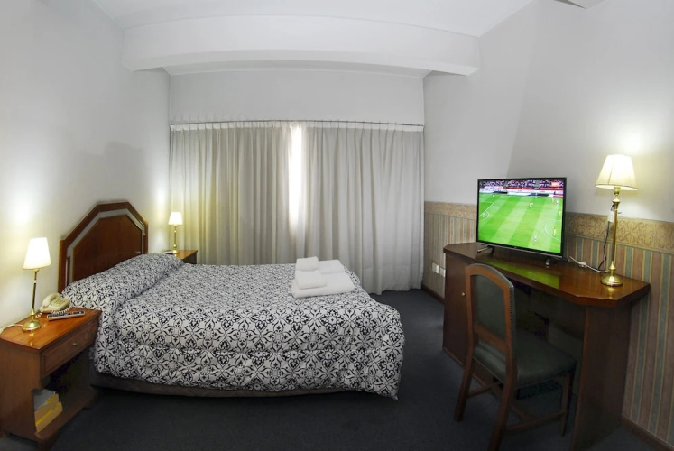 Art Deco Hotel & Suites