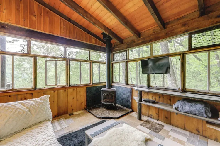 Waterfall Views - blue Ghost Cabin in Cullowhee!