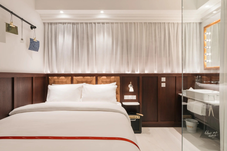 Ruby Stella Hotel London