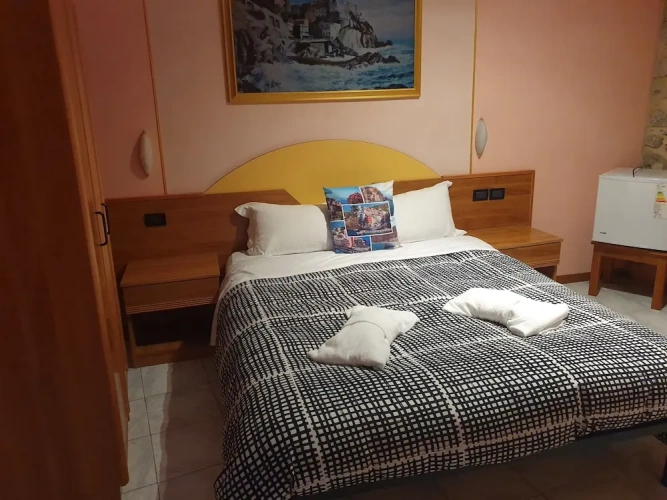 Economy room