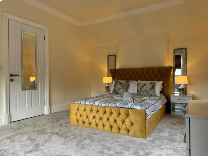 3 Bed - Sleeps 7 - Free Parking - Central Location
