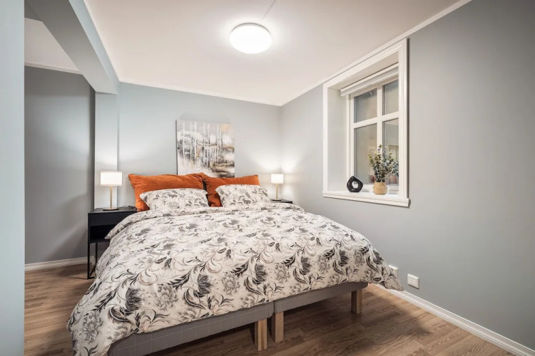 Rosen Apartment