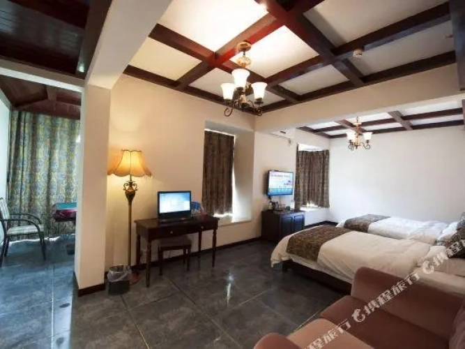 Double Suite