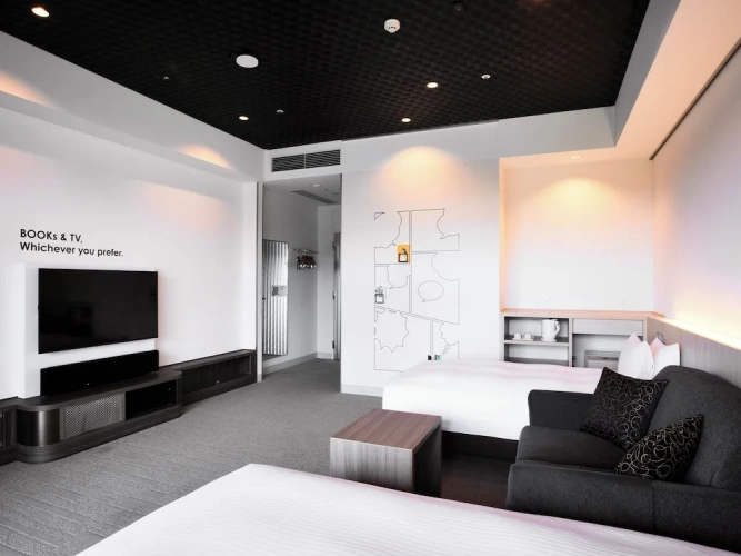 Premier Twin room with balcony