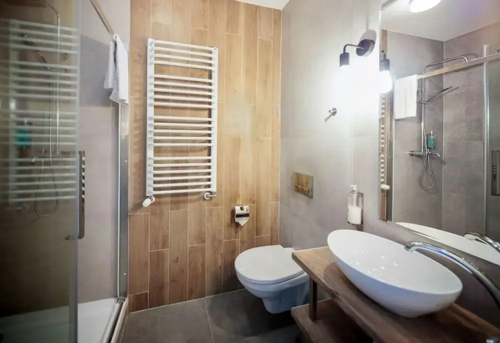 Platinum Aparthotel