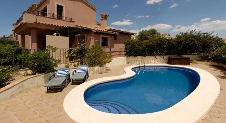 Hacienda Golf Properties. Ref: Sha01