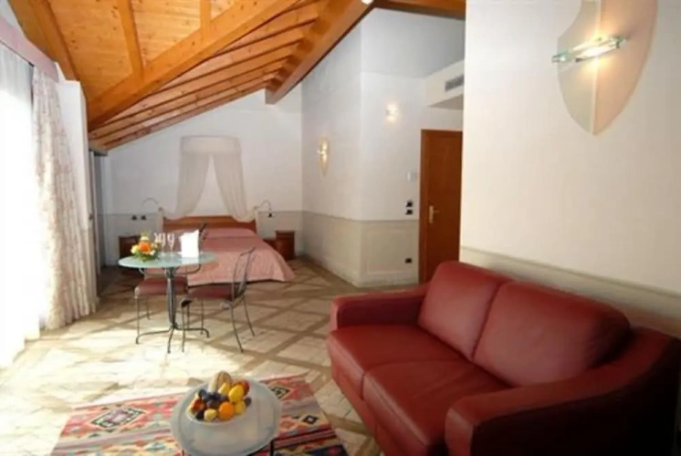 Suite with balcony