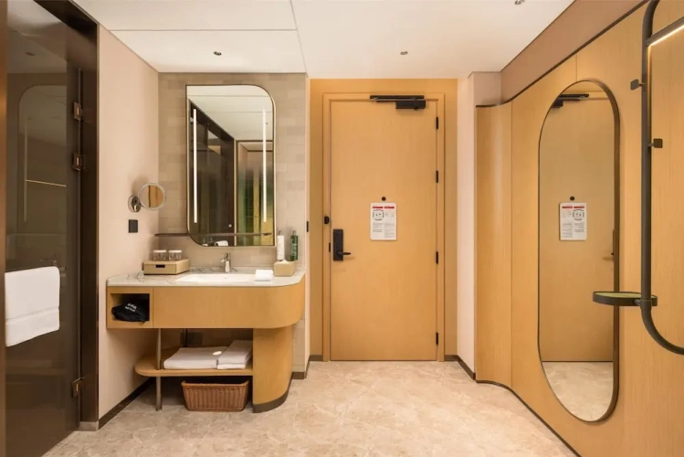 Deluxe Double Suite