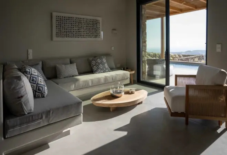 The VIEW Naxos