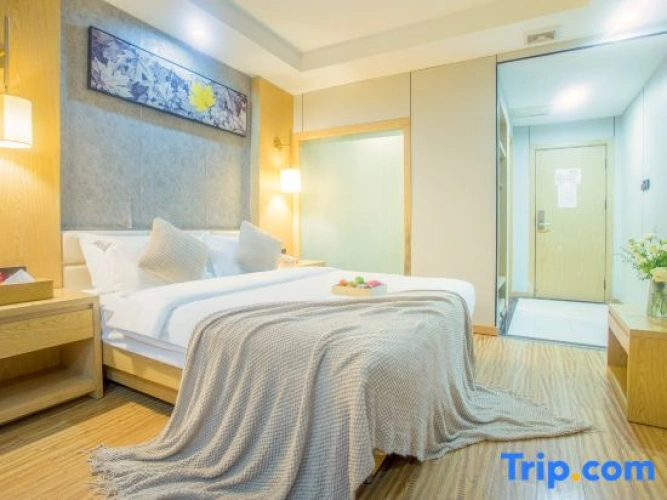 Premium Double room with courtyard view