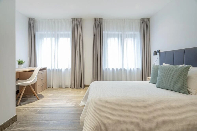 Hotel MET Pamplona