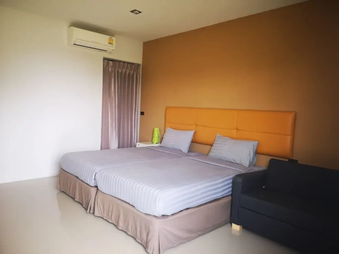 Premier Twin room