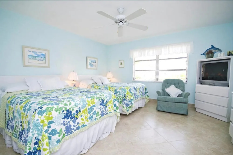 Jamaica Royale - 022 - 1 Br Condo