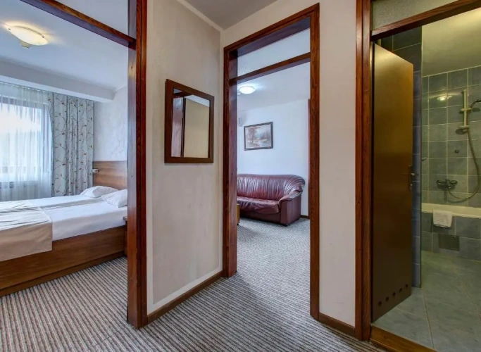 2 Bedrooms Apartment with view