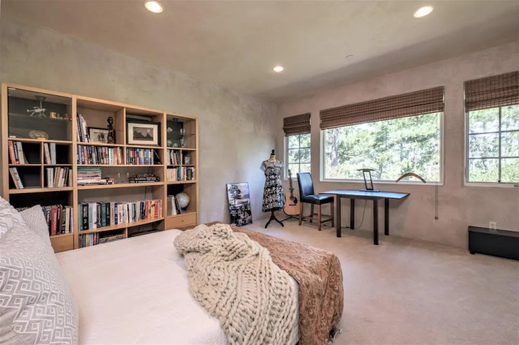 Pebble Beach Golfer Retreat