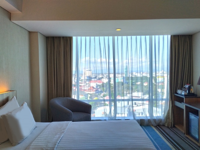 Deluxe Double room with city view