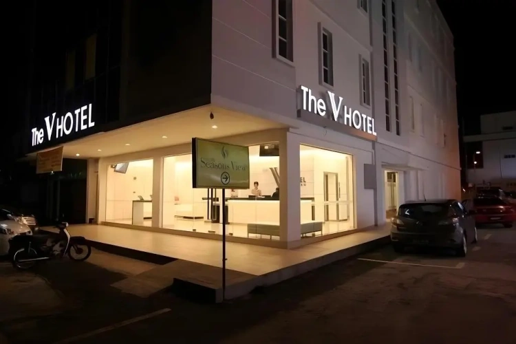The V Hotel