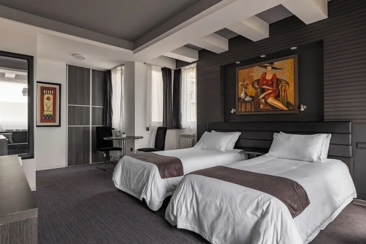 Deluxe Twin room