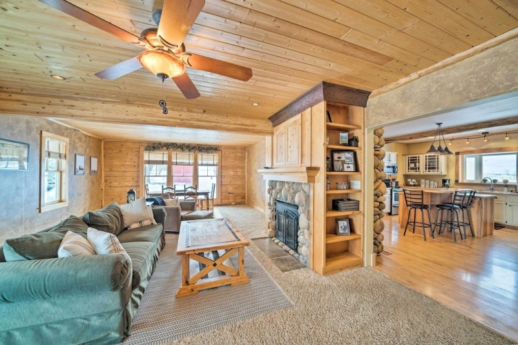 3 Bedrooms Cottage