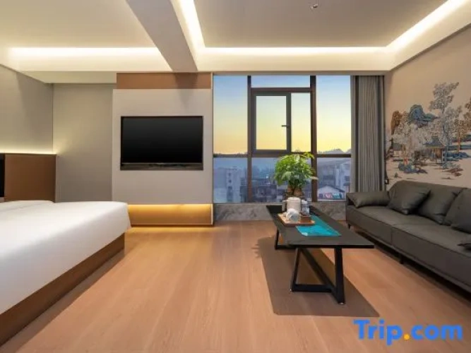 Family Suite with city view
