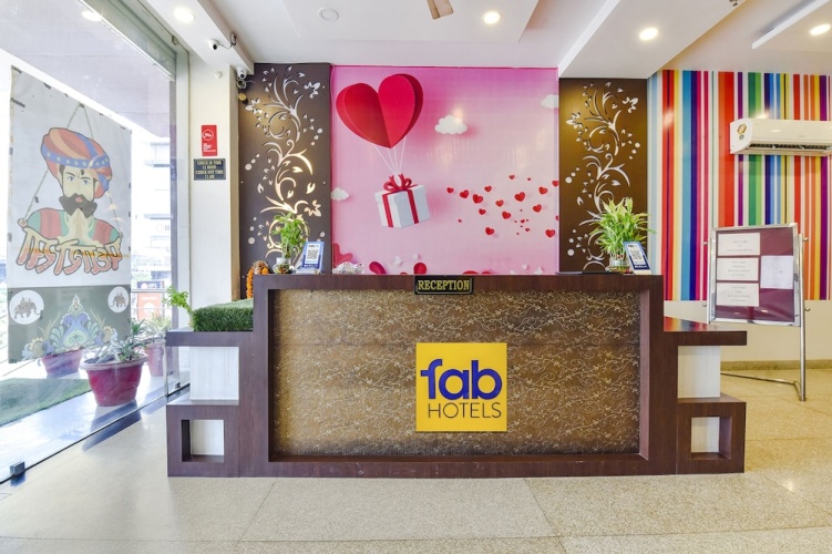 Fabhotel The Palm