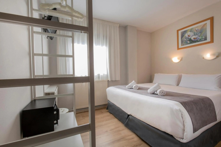 Hotel Camel.lot by Nexta