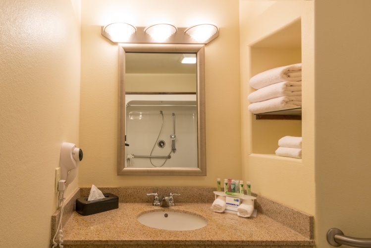 Holiday Inn Express And Suites Alamosa photo 11