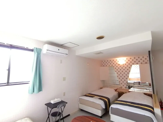 Economy Twin room with garden view