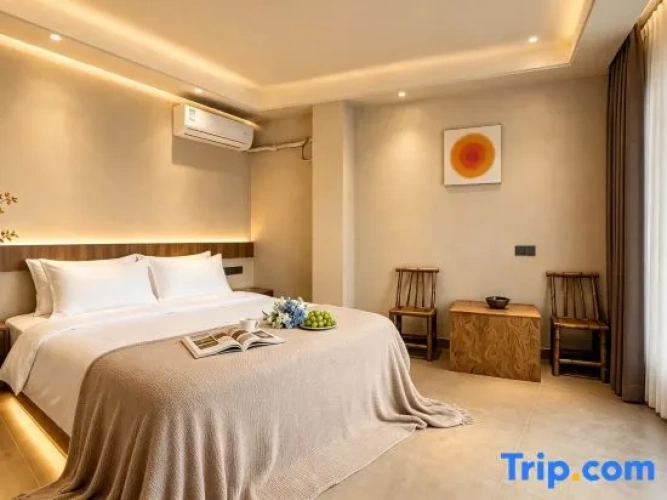 Suite with garden view